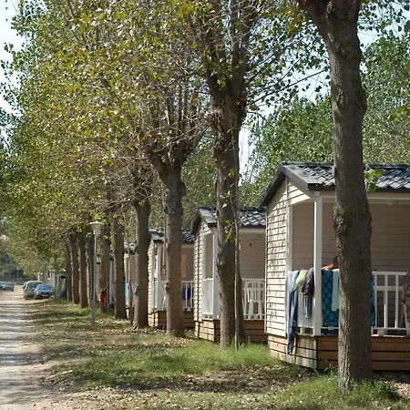 Camping Sunissim Saint Aygulf Plage 4 By Locatour * Fréjus