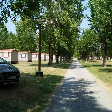 Camping Sunissim Saint Aygulf Plage 4 By Locatour Parque de Campismo Fréjus