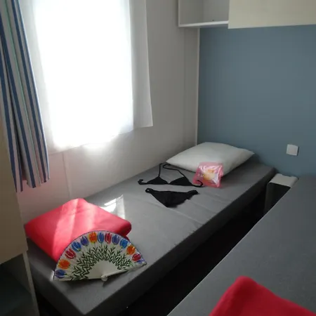 Parque de Campismo Camping Sunissim Saint Aygulf Plage 4 By Locatour Fréjus
