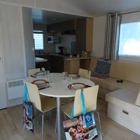 Parque de Campismo Camping Sunissim Saint Aygulf Plage 4 By Locatour Fréjus